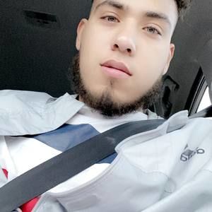 Meet your Posher, Luis